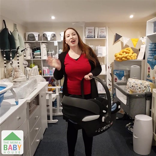 11 reactions | Think you’re carrying your baby’s car seat correctly?...