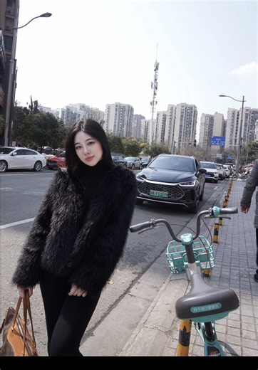 Cách Chuyển Đổi Tài Khoản Azota Từ Học Sinh Sang Giáo Viên