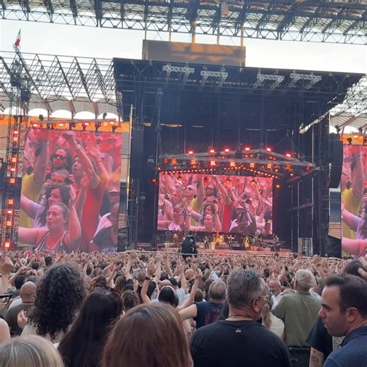 Jessica Springsteen | Milan 🇮🇹🫶💖💖 | Instagram