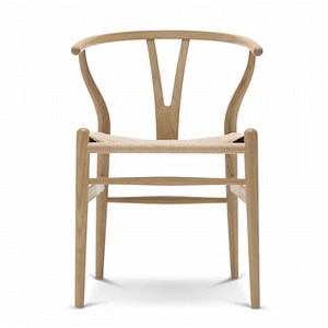 Carl Hansen & Søn - CH24 Wishbone Chair | Connox