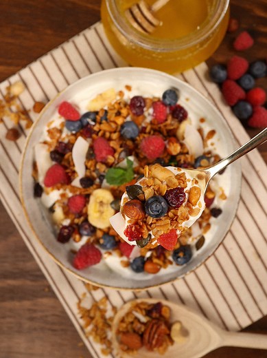 46K views · 845 reactions | Granola cu nuci și fructe uscate Soluția...