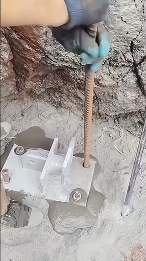 Installation process of slope anchor bolts