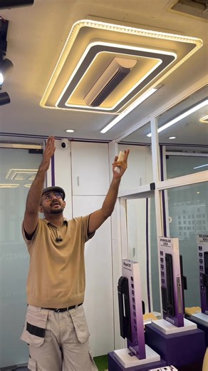 এটার দাম ৫০ হাজার হলেও আমি নিতাম✅ এমন Air Flow Light Design জীবনে দেখি নাই! ফ্যান চালিয়ে অতিথি Impress করা তো পরের কথা, আমি নিজেই ফ্যানের প্রেমে মজে যাচ্ছি! 🤧 💫 এত সুন্দর, এত Seductive Look — একটা Bladeless Fan কিভাবে এমন হতে পারে❗ এটা শুধু বাতাস না, এটা একটা Luxury Statement. যখন ঘরে এটা অন করবেন, পুরো রুমে একটাই vibe — “Rich life is not a dream anymore.” —— 📍 INNOVATE SMART HOME BD Showroom Address: Shop# sb- 1 Level# 3 BTI Premier plaza, North Badda, Dhaka- 1212. INNOVATE 📞 01740004682 #