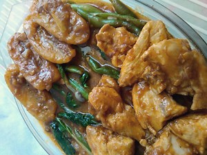 Chicken Pochero Recipe (Pocherong Manok)