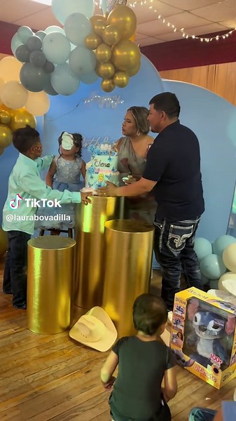 Pastel de Cherry: La Mordida que Salió Mal