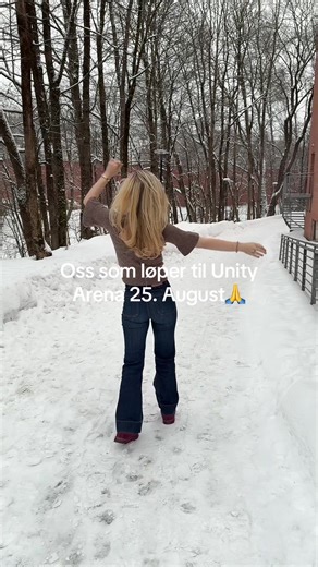 The Neighbourhood: Streaming Live from Unity Arena