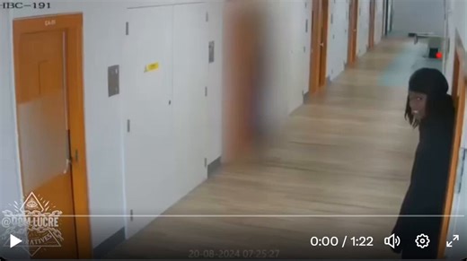 🔥📷BREAKING: Chilling footage of two prison inmates smiling from ear to ear as they entered the cell of a convicted s*x offender to beat him to death has been released. The pair left their cell after a prison Ashirie Smith, 19, and Thierry Robinson, 21, launched the brutal 37-second attack at HMP Fosse Way in Leicestershire, on August 20 last year. officer failed to lock the door. Smith stomped on 31-year-old Mahir Abdulrahman's head and neck in the savage assault. A female prison officer found