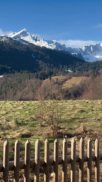 #germany #bavaria #germany🇩🇪 Strolling through the enchanting place of Garmisch-Partenkirchen in Bavaria, Germany, is like stepping into a fairytale. With each step, I am captivated by the picturesque charm that surrounds me. Quaint Bavarian architecture adorned with colorful flower boxes line the cobblestone pathways, while towering peaks of the Alps provide a breathtaking backdrop. The crisp mountain air fills my lungs as I meander past cozy cafes, inviting shops, and lush green parks. Every