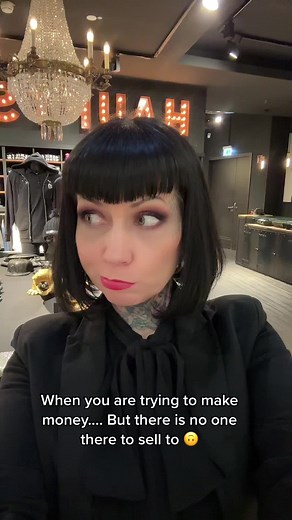 Eve Pain (@eve_pain)’s videos with