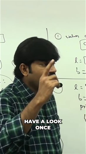 Durga Jobs on Instagram: "Bytes object error! You can't assign items like that. TypeError will be raised! #bytesobject #pythonError #codingTips #pythonBytes #TypeError"