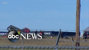 2 aircraft crash during WWII airshow in Dallas - The Global Herald