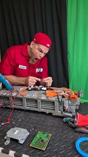 Inside Toyota's New Bipolar Hybrid Battery PART 1 #hybridbattery #bipolarbattery | Hybrid Solution Diagnostics