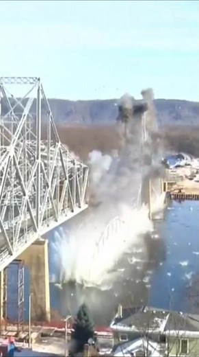 BRIDGE EXPLODES! IOWA.