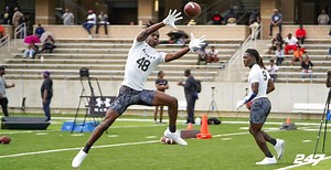 LSU hosting 5-stars, more top targets for spring game