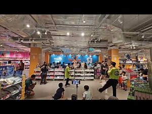 Hyper Yo-Yo🪀 Accel Demo 1 at Toys"R"Us Vivocity