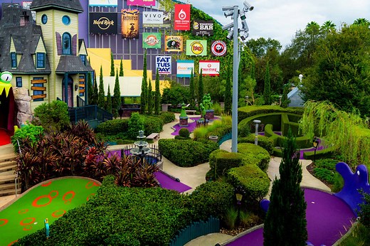 Hollywood Drive-In Golf at Universal CityWalk Orlando | Orlando Informer
