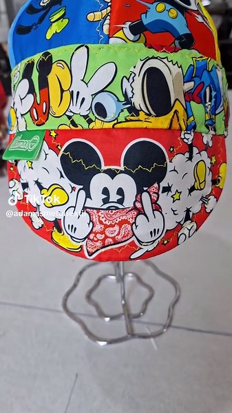 Mickey Mouse Weldingcap $245 MXN ya disponible en catálogo