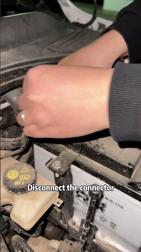 One-step to clear the engine fault light #drivetips #mechanic #driving #diy #cardrivinglessons