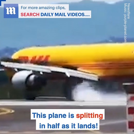I'm glad I wasn't on that plane... 😱🛩💥 | Daily Mail Video