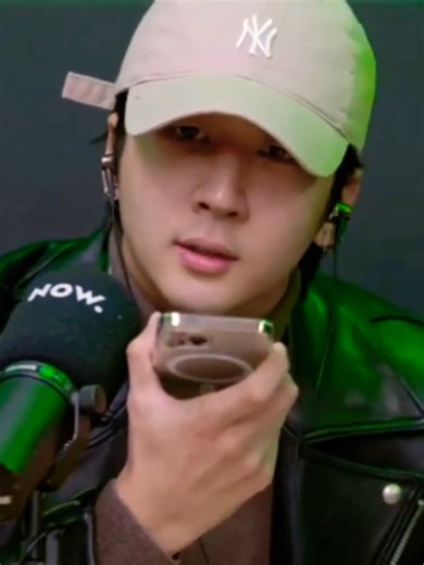 Gemes banget denger RAVI telponan sama Kim Seon Ho di acara radio