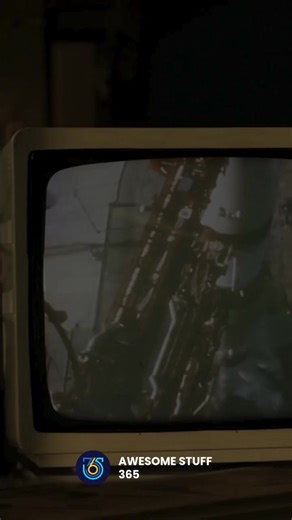 Rocket scientist Judith Love Cohen was a true powerhouse—she helped save Apollo 13 with her Abort Guidance System, then, while in labor, solved a critical engineering problem before giving birth to her son… who grew up to be none other than Jack Black! 🚀🤯 #AwesomeStuff365 #Legends | Awesome Stuff 365