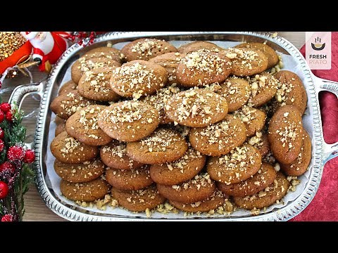 Melomakarona - Greek honey cookies served at Christmas, crispy version | Fresh Piato