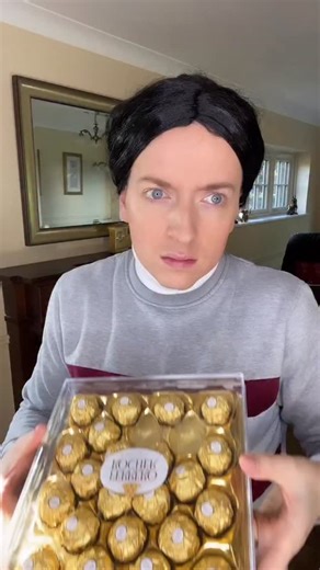 Luis Elkes on Instagram: "TALLY-HO! #matilda #misstrunchbull"