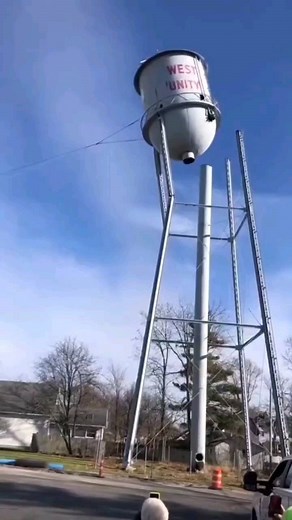 Engineering & Industrial on Instagram: " Follow @engineeringiga to see more. . . .  Credit: Unknown (dm pls) . DM for credit or removal request (no copyright interferential intended)  All rights and credits reserved to the respective owner(s). ------------------------------------------------------------ #tools #engineering #tech #gadgets #mechanic #innovation #industrial #toolands #usa"