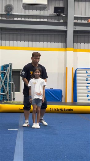 36K views · 757 reactions | 整套流程挑戰 #cheer #cheerleading #doughter #cheersport #cheerstunts #handspring #fronhandspring #backhandspring #challenge #partnerchallenge #sctop #partnerstunt #stunt #cupie | CheerSugar方糖 | Facebook