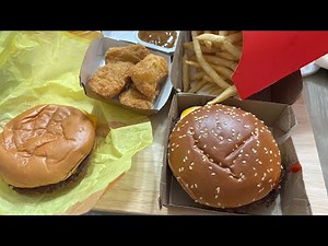 ASMR Eating Sounds: Mcdonalds!! (No Talking)