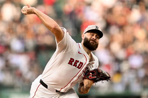 Lucas Giolito Is Caught in Baseball’s New Free-Agent Gray Area