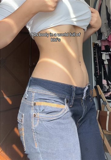 thanks Tone Ai🫶🏻💕#fitnessapp #smallwaist #pilatesworkout #bodytea #cleangirl