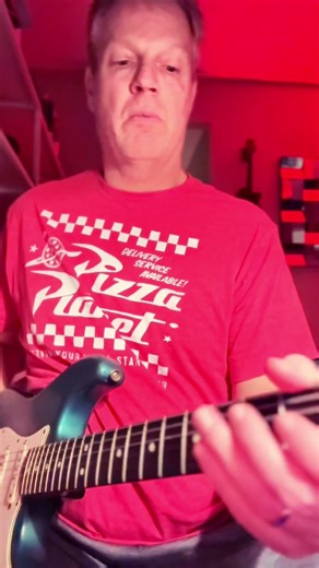 Guitar Riffs and Licks. #bluescommunity #blues #bluesguitarriffs #stratocaster #newriff #music #rock