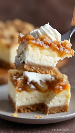 Sugar-Free Low Carb Apple Pie Cheesecake Bars Creamy vanilla cheesecake layered over a buttery almond-flour crust, topped with warm cinnamon “apple pie” filling and a crumbly streusel—classic fall flavor without added sugar. Ingredients Apple pie topping (Sugar-Free) 1 1/2 cups apples, peeled and finely diced (about 1 1/2 medium apples) 3 tbsp allulose (best for a soft, syrupy finish) 2 tbsp water 1/2 tsp cinnamon Optional: pinch of nutmeg Crust (Sugar-Free) 1 1/4 cups almond flour 1/4 cup powde