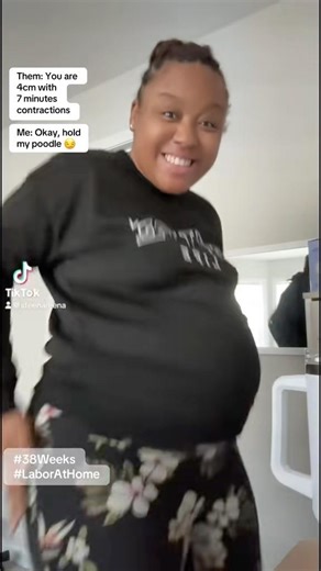 POV: The contractions are hitting, time to dance this baby out💃🏽🤰🏽 #LeftRightDance #Contractions