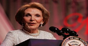 Former First Lady Nancy Reagan dies at age of 94