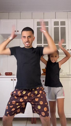 Vocês não tem ideia do quanto a gente lutou para acertar isso KKKKKKK dc: @Crisnando Oliver #humor #foryou