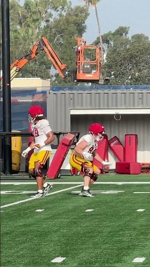 #USC Edge Luke Wafle In Action at Day 9 Spring Camp