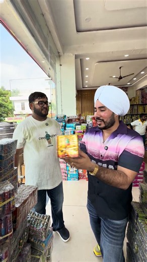 ₹150 में 1000 पटाखे 😱🔥 | 1000 Crackers सिर्फ ₹150 में | Wholesale Pataka Market
