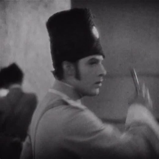 REMEMBERING THE EAGLE (1925) On this day in 1925 (Nov. 8th) THE EAGLE was released. Directed by Clarence Brown and (besides Rudy) starred Vilma Banky, Louise Dresser, Albert Conti, and James Marcus. THE EAGLE was also the first film of Rudy’s to be distributed by United Artists and was based on the novel “Dubrovsky” by Alexander Pushkin. ‘’The Eagle’ scored only moderately at the box office, winning ‘a decision but no knock-out, but it did succeed in pleasing critics and helped put Rudolph Valen