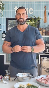 LAMB CHOPS WITH MINT AND LEMONIngredients1 kg lamb chops 1 bunch of mint 3 cloves of garlic 1 lemon (zest and juice) 100 ml olive oil 1 sprig of rosemary 3 sprigs of thyme Salt and pepper For the Salad1 zucchini 1 small eggplant 1 onion 6 cherry tomatoes 6 small bell peppers 4 asparagus spears 100 g halloumi Method1. Season the meat with salt and pepper. In a bowl, combine the olive oil, lemon zest, lemon juice, mint, garlic, rosemary, thyme, and mix well. 2. Pour half of the marinade over the m