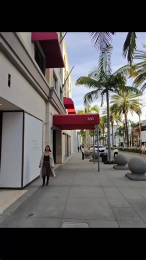 JACKSON MASUKA on Instagram: "Bro cracked the code 😊 #rizz #pov #pickupline #rodeodrive @ajabbyxo"