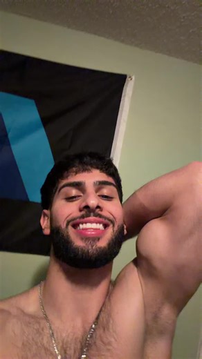 Omar Masri (@omar.masri03)’s videos with Papi Chulo - El Chombo & Lorna