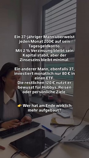 👉 Kommentiere ETF, um mein kostenloses ETF-Starterpaket zu erhalten! Darin findest du: eine einfache Step-by-Step-Anleitung fürs erste Depot, ETF-Auswahlregeln, die größten Anfängerfehler und eine klare Struktur für langfristigen Vermögensaufbau. Viele Menschen sparen fleißig, aber sie sparen am falschen Ort. Tagesgeld mit 2 % gibt Stabilität — aber keinen echten Vermögensaufbau. Ein ETF dagegen kann mit langfristiger Marktrendite enorme Unterschiede machen, selbst wenn die monatliche Rate viel