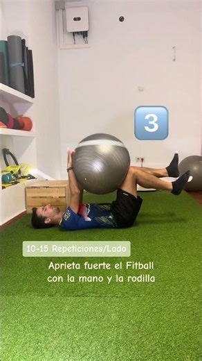 Corres?🏃 Fortalece tu CORE con esta rutina con Fitball💥 #correr #ejercicioscore #abdominales