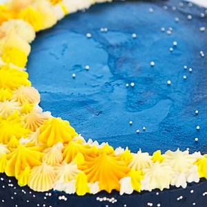 16K views · 600 reactions | Crescent Moon Cake For full recipe => https://www.power-lix.com/blogs/recipes/crescent-moon-cake | I love cooking and baking | Facebook