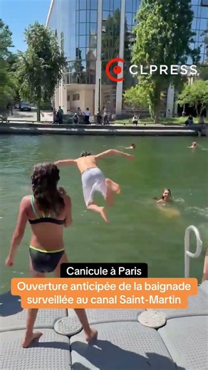 Ouverture de la baignade surveillée à Paris dans le canal Saint-Martin
