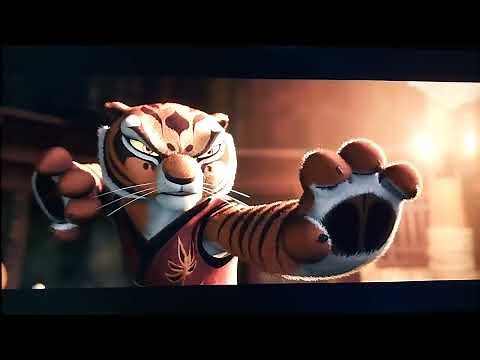 Kung Fu Panda 2 Po and Tigress Hugs
