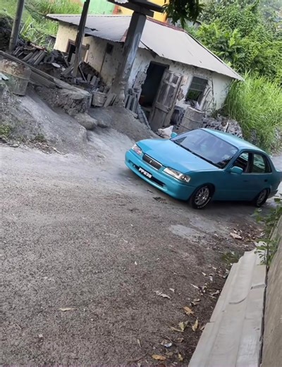 Make sure yo pass by de mechanic😂🤫😈#vincycarculture #cars #fyp #spinter