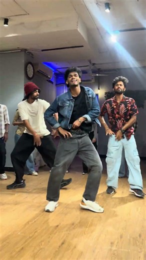 Hook Step song 🔥 | Mage star Chiranjeevi #hookstep #trending #megastarchiranjeevi #telugusongs